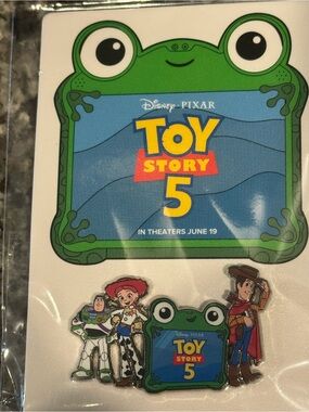 Exclusive Toy Story 5 collectors pin!  Brand new - still sealed.